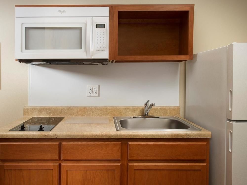 Woodspring Suites Akron Portage Lakes Eksteriør billede